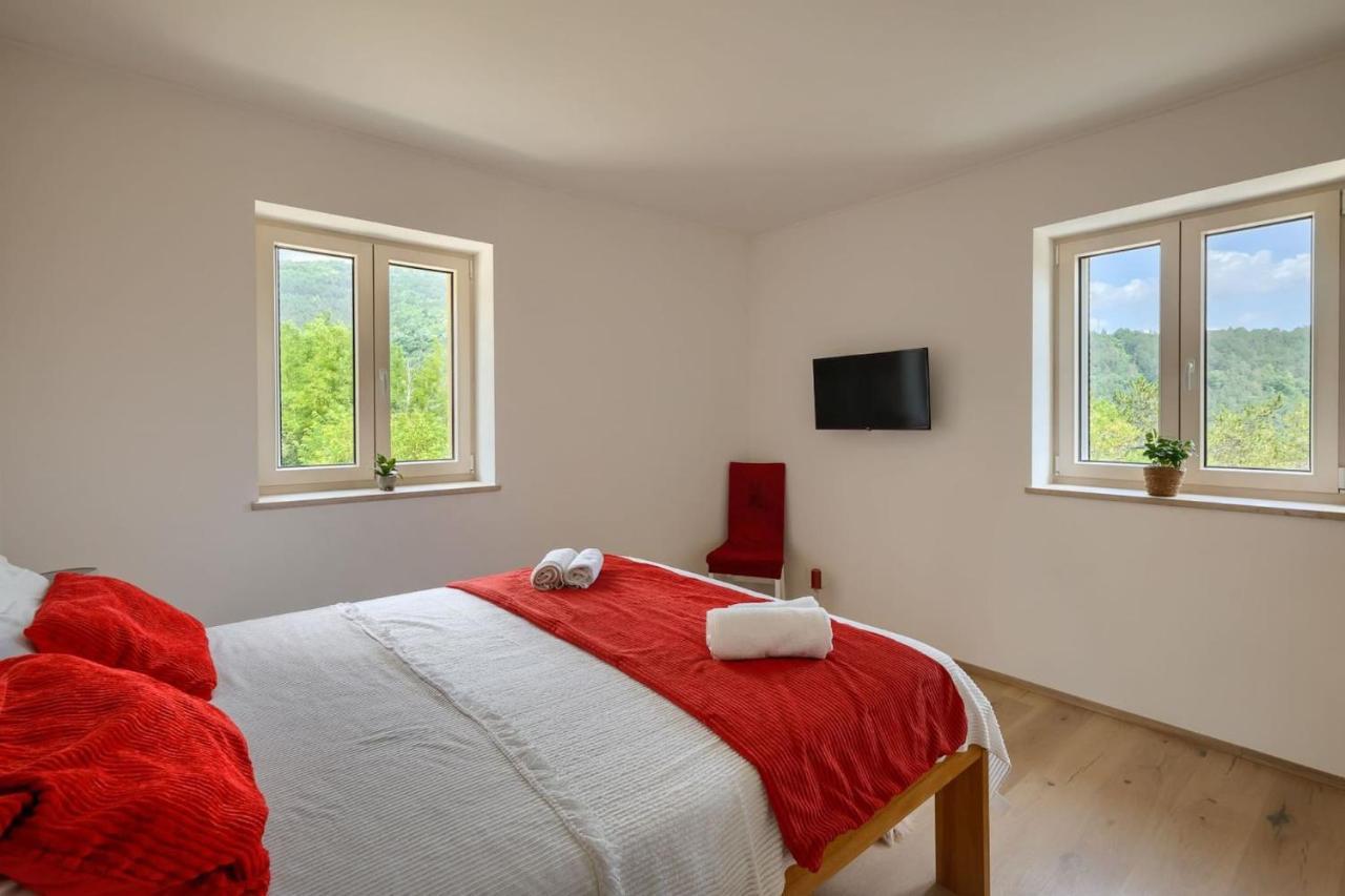 Rustic Casa Mavretici With Pool In Motovun Livade