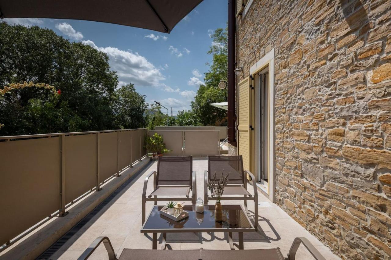 Rustic Casa Mavretici With Pool In Motovun Villa Livade