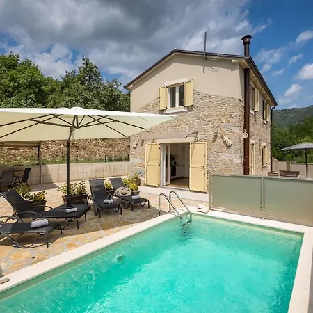Rustic Villa Casa Mavretici With Pool In Motovun Livade Exterior photo