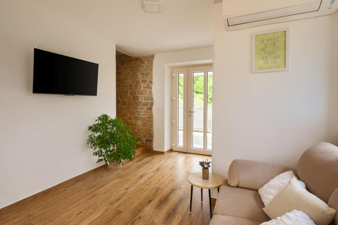 Rustic Casa Mavretici With Pool In Motovun *