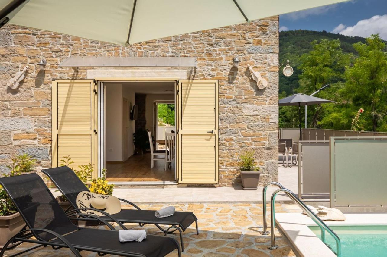 Rustic Casa Mavretici With Pool In Motovun *