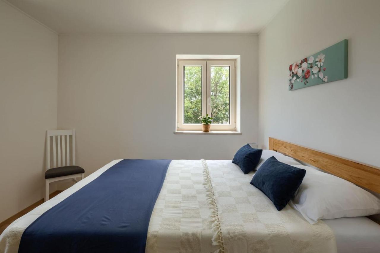Rustic Casa Mavretici With Pool In Motovun Villa